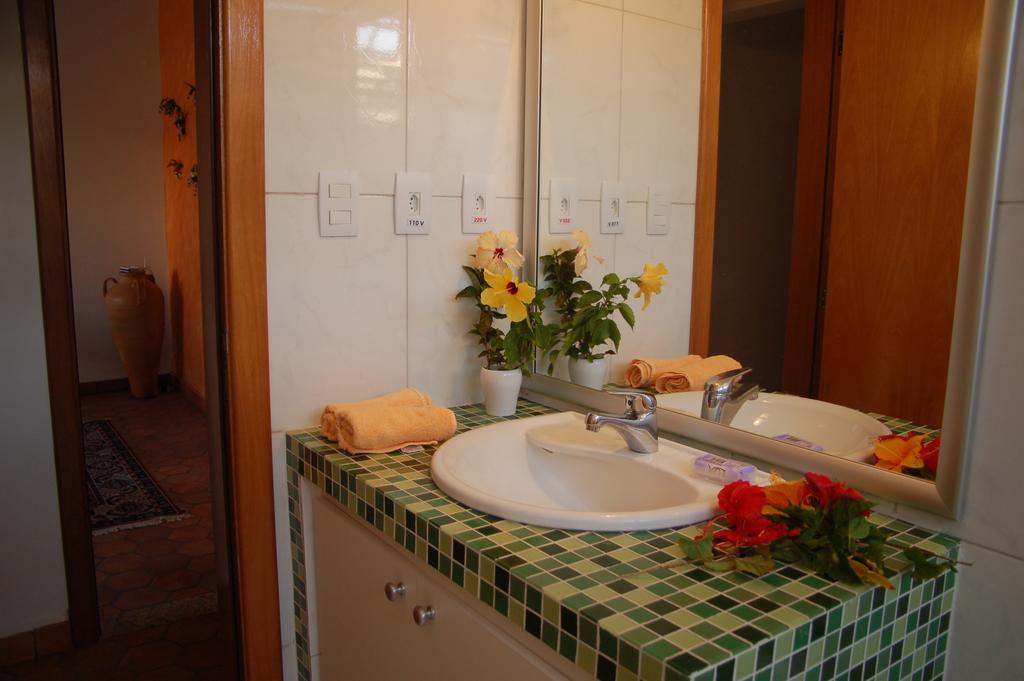 B&B Villa Borromeo Salvador Exterior photo